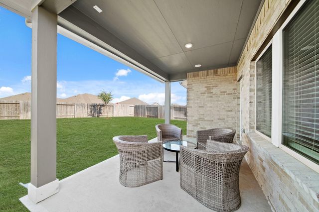 2307 Gentle Breeze Lane, Baytown, TX 77523