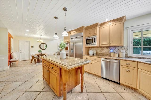 3671 Provincetown, Irvine, CA 92606