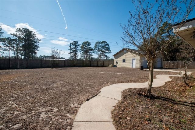 212 Wiregrass Road, Folkston, GA 31537