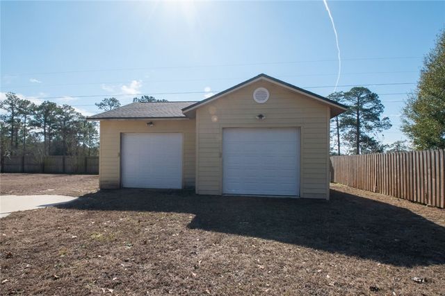 212 Wiregrass Road, Folkston, GA 31537