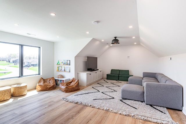 N7343 Hidden Prairie DRIVE, Holmen, WI 54636