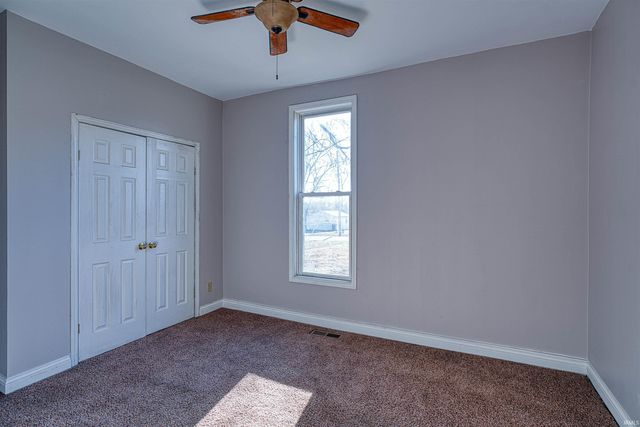 910 N MULBERRY Street, Mount Vernon, IN 47620