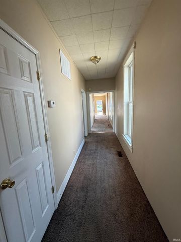 910 N MULBERRY Street, Mount Vernon, IN 47620