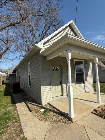 910 N MULBERRY Street, Mount Vernon, IN 47620