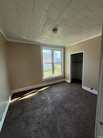 910 N MULBERRY Street, Mount Vernon, IN 47620