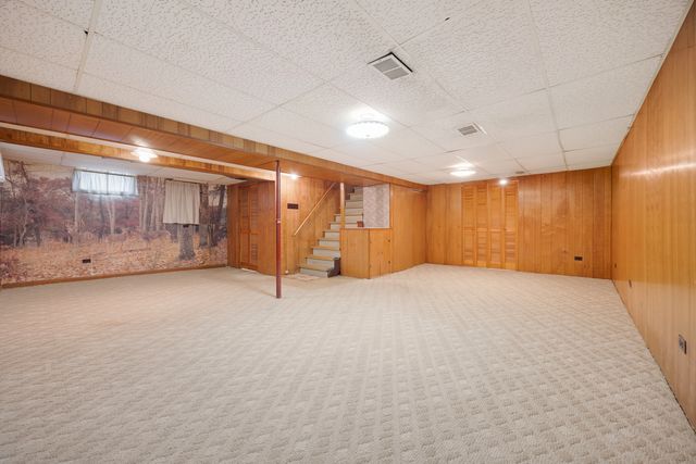 810 Revere Road, South Elgin, IL 60177