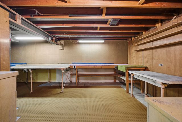 810 Revere Road, South Elgin, IL 60177