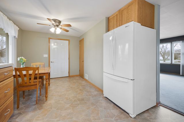 810 Revere Road, South Elgin, IL 60177