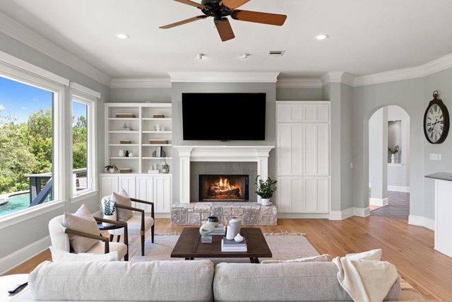 9218 Leaning Rock CIR, Austin, TX 78730