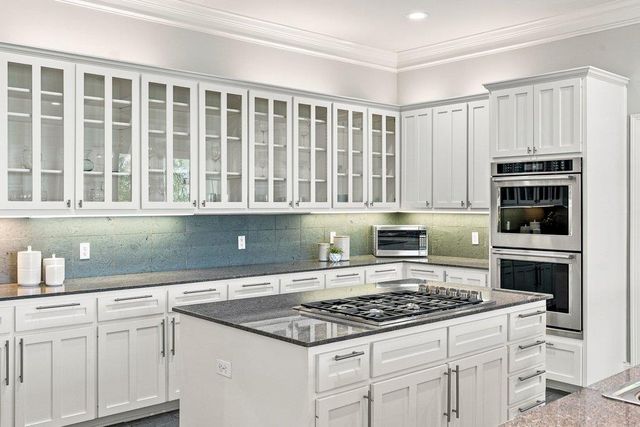 9218 Leaning Rock CIR, Austin, TX 78730