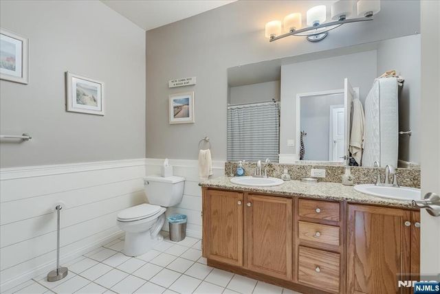 8205 Harcourt 8205, Clifton, NJ 07013