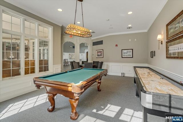 8205 Harcourt 8205, Clifton, NJ 07013