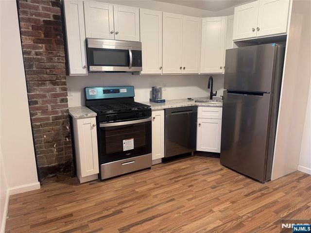 107 Fulton Avenue, Jersey City, NJ 07305