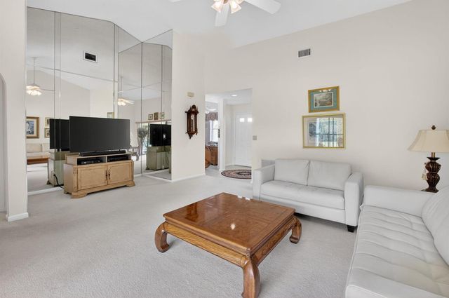 5907 Parkwalk Drive, Boynton Beach, FL 33472