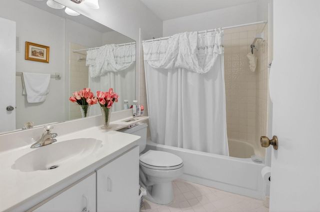 5907 Parkwalk Drive, Boynton Beach, FL 33472