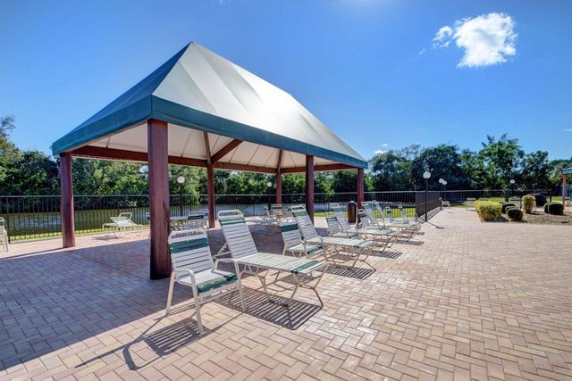 5907 Parkwalk Drive, Boynton Beach, FL 33472