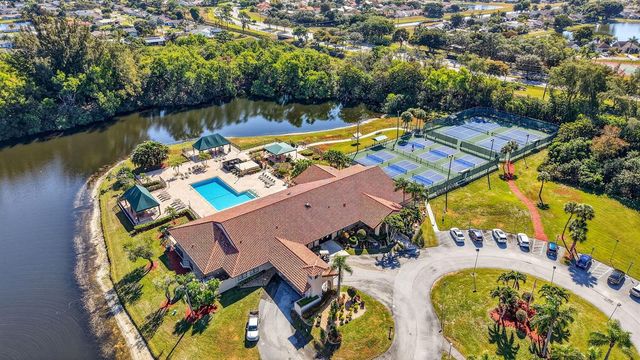 5907 Parkwalk Drive, Boynton Beach, FL 33472