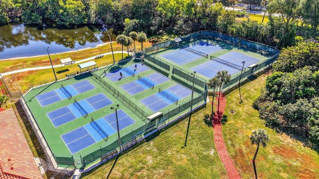 5907 Parkwalk Drive, Boynton Beach, FL 33472