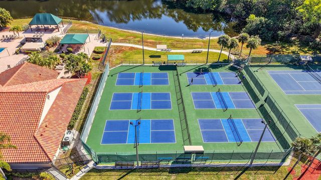 5907 Parkwalk Drive, Boynton Beach, FL 33472