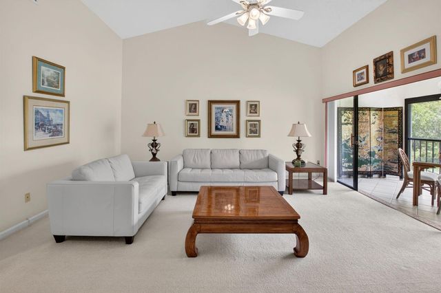 5907 Parkwalk Drive, Boynton Beach, FL 33472