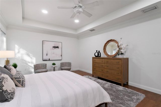 2914 W SAN JOSE STREET, Tampa, FL 33629