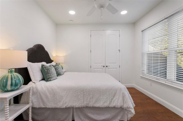 2914 W SAN JOSE STREET, Tampa, FL 33629