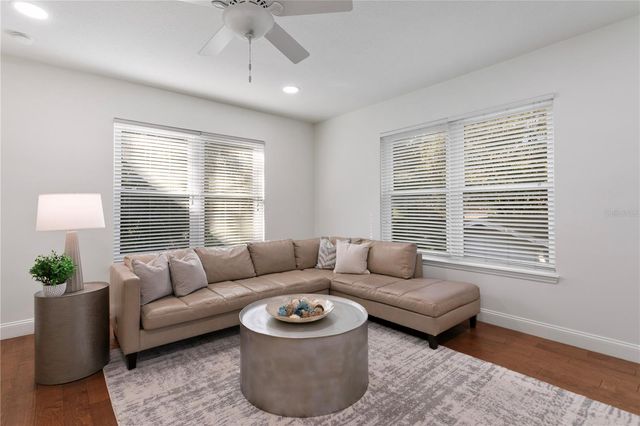 2914 W SAN JOSE STREET, Tampa, FL 33629