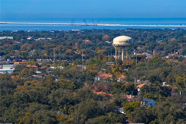 2914 W SAN JOSE STREET, Tampa, FL 33629