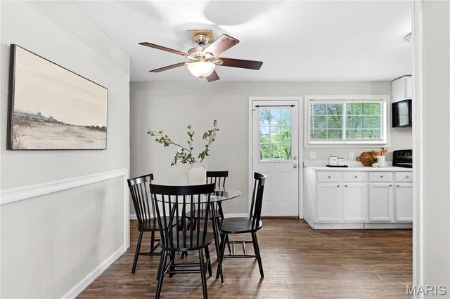 1045 S Waterford Drive, Florissant, MO 63033