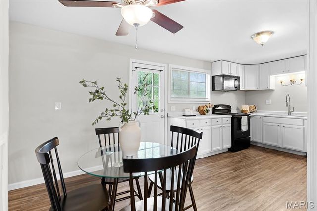 1045 S Waterford Drive, Florissant, MO 63033