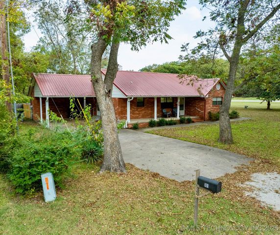 101 Park Drive, Madill, OK 73446
