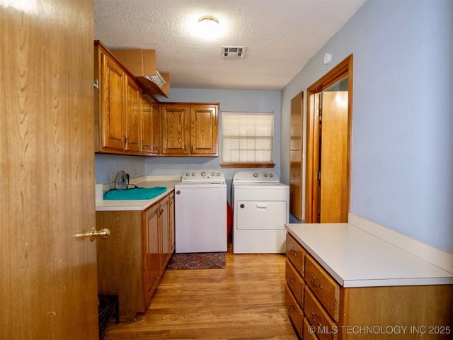 101 Park Drive, Madill, OK 73446