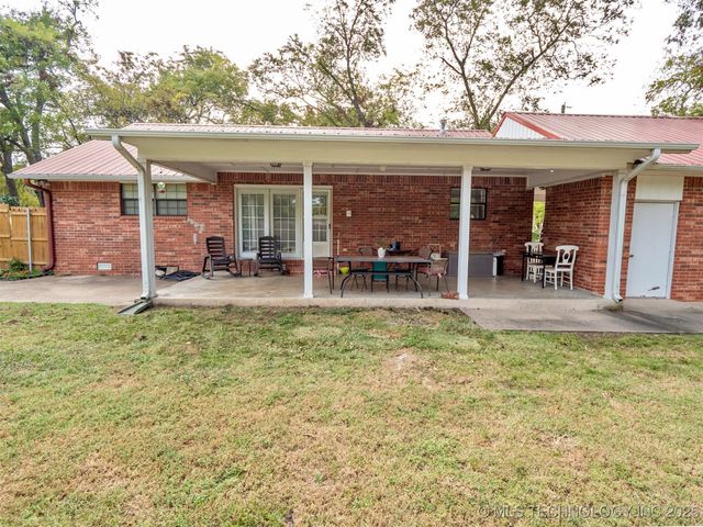 101 Park Drive, Madill, OK 73446