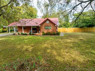 101 Park Drive, Madill, OK 73446