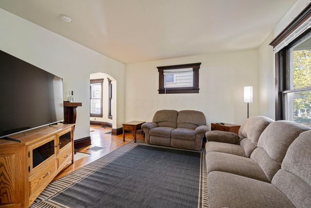 217 E Oakland Avenue, Columbus, OH 43201