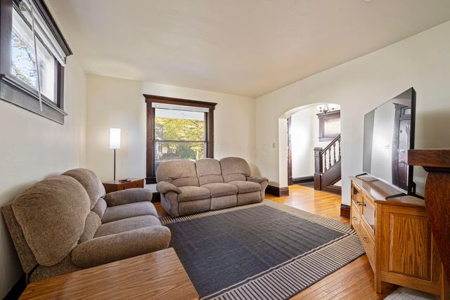 217 E Oakland Avenue, Columbus, OH 43201