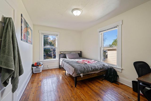 217 E Oakland Avenue, Columbus, OH 43201