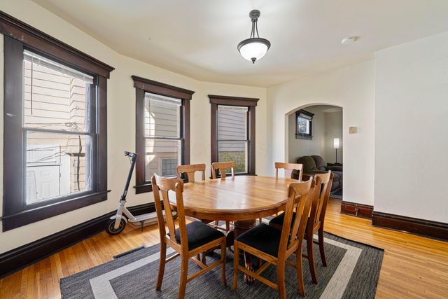 217 E Oakland Avenue, Columbus, OH 43201