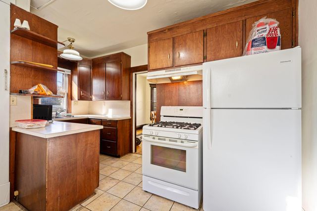 217 E Oakland Avenue, Columbus, OH 43201