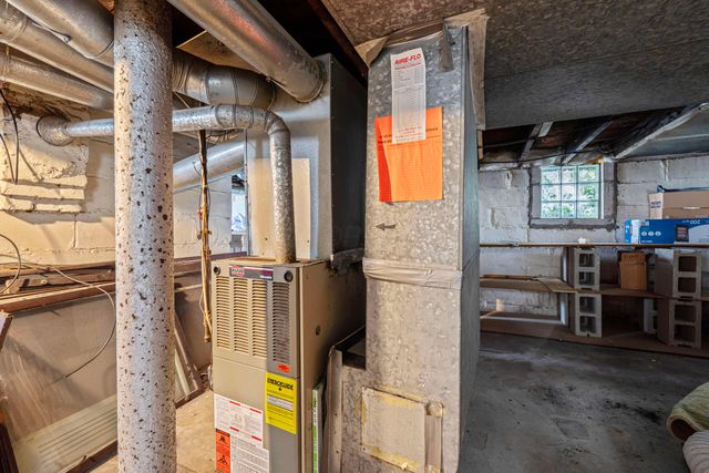 217 E Oakland Avenue, Columbus, OH 43201