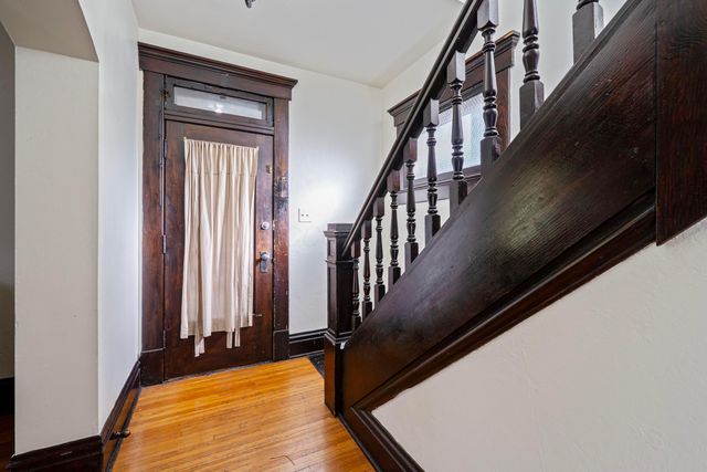 217 E Oakland Avenue, Columbus, OH 43201