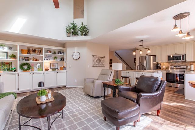 2806 Riverwood Lane NW, Rochester, MN 55901