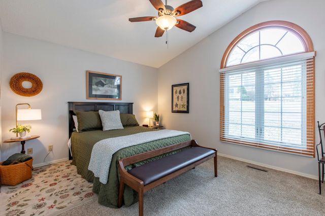 2806 Riverwood Lane NW, Rochester, MN 55901