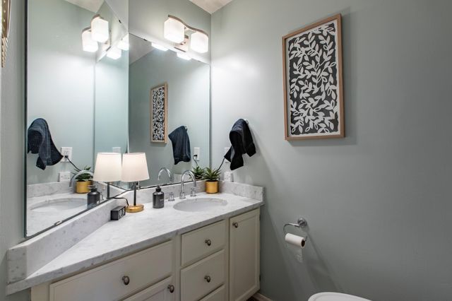 2806 Riverwood Lane NW, Rochester, MN 55901