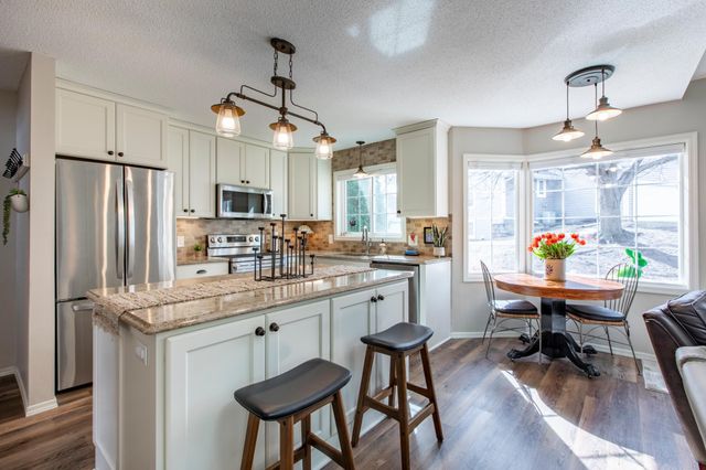 2806 Riverwood Lane NW, Rochester, MN 55901