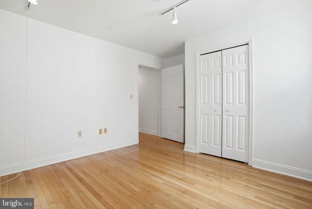 2216 WINDROW DR, Princeton, NJ 08540