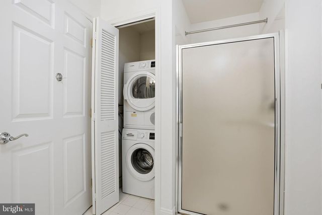 2216 WINDROW DR, Princeton, NJ 08540