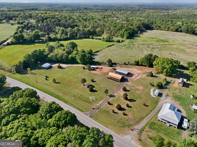8346 Highway 98 W, Commerce, GA 30530