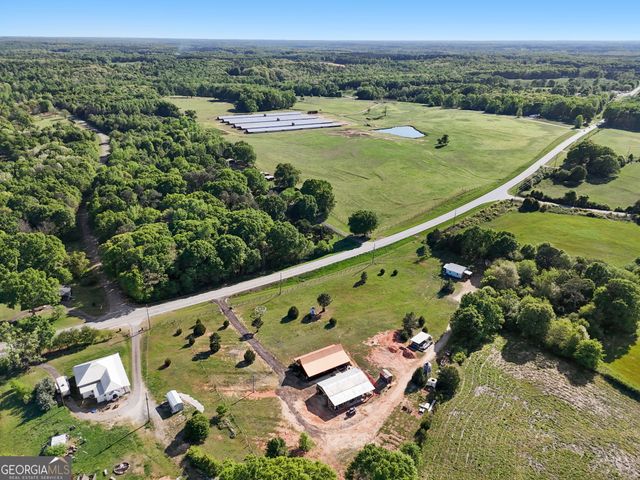 8346 Highway 98 W, Commerce, GA 30530