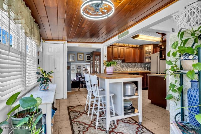442 Mohawk Drive, Brick, NJ 08723
